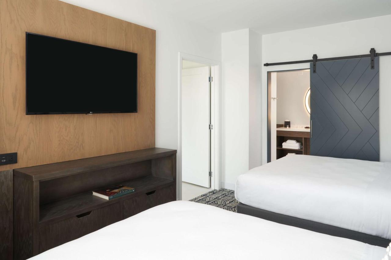 Отель The Chifley Houston, Tapestry Collection By Hilton Экстерьер фото